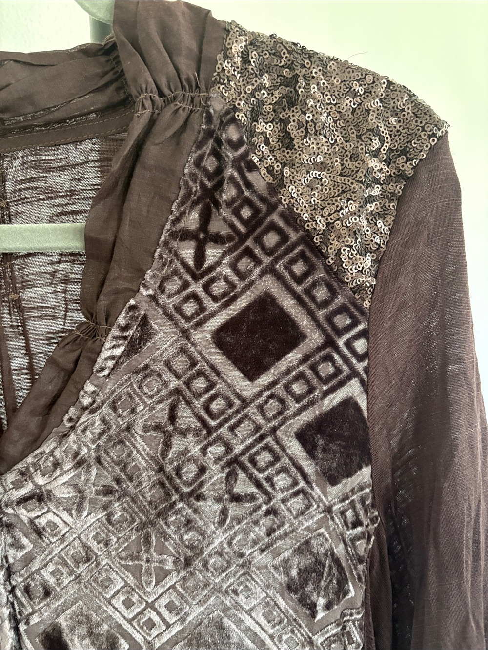 Tiny Leighton Velvet Buttondown Blouse Size XL - Picture 6 of 12
